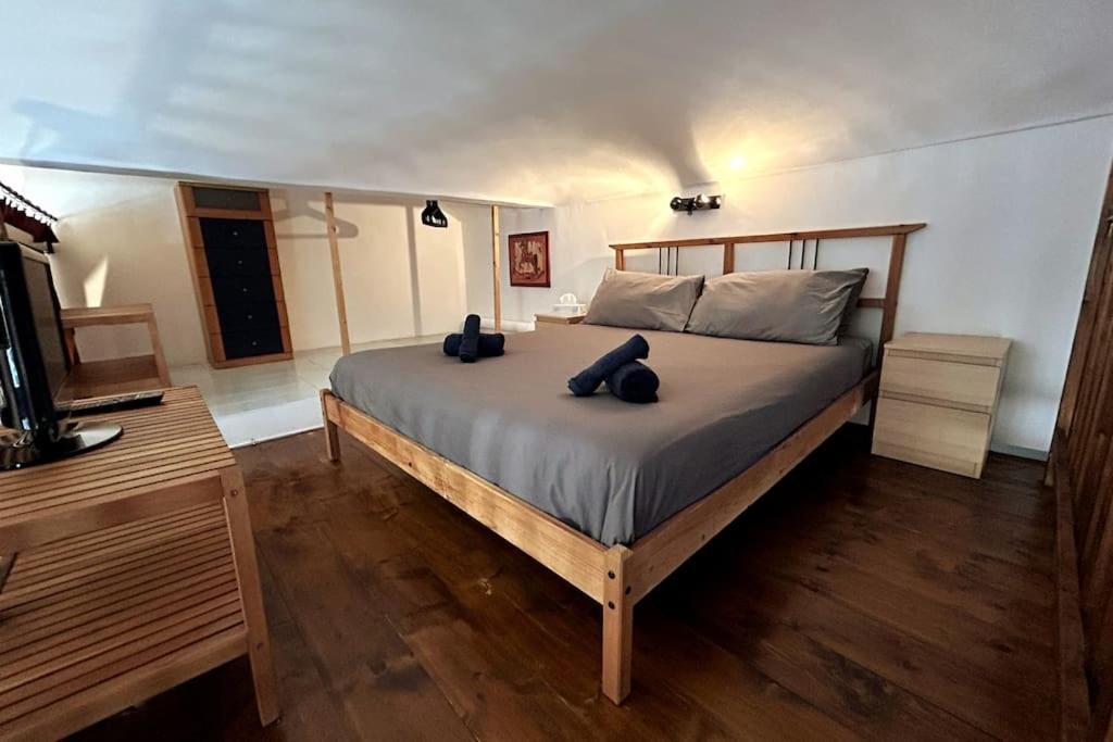 Grazioso Loft A 5 Minuti Dal Centro Di Torino Apartment Bagian luar foto